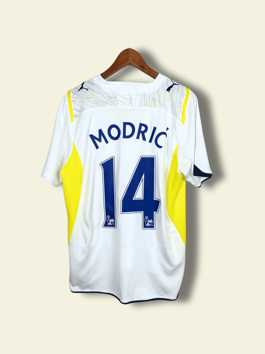2009 Tottehnham Spurs Home - Luka Modric #14 Medium