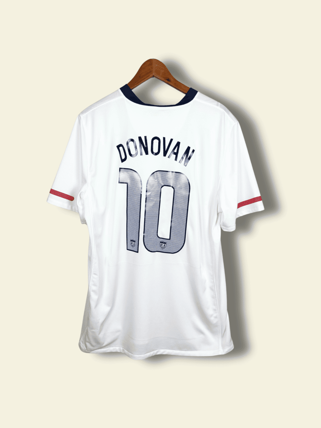 2010-usa-home-landon-donovan-10-large-369253-105-nike-1