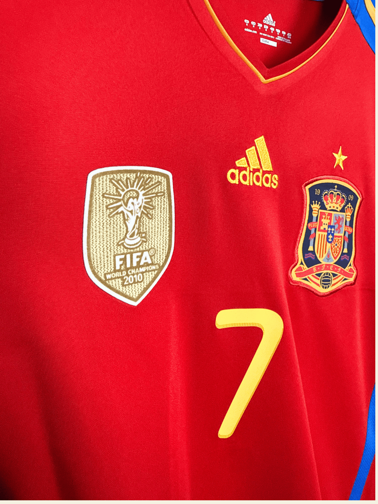 2011-spain-home-david-villa-7-medium-v14921-adidas-3