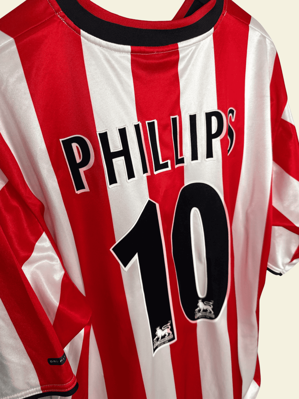 2001 Sunderland Home - Kevin Phillips #10 Large - Image 3