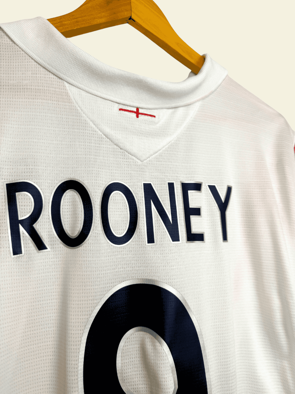 2005 England Home - Wayne Rooney #9 XL - Image 3