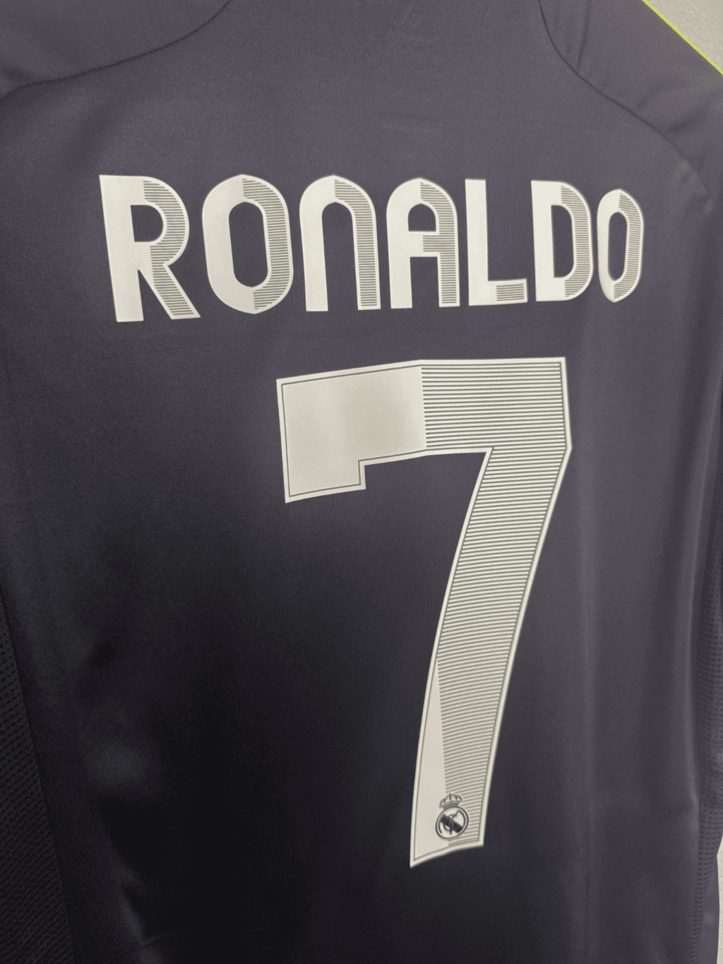2012 Real Madrid Away - Cristiano Ronaldo #7 Medium - Image 5