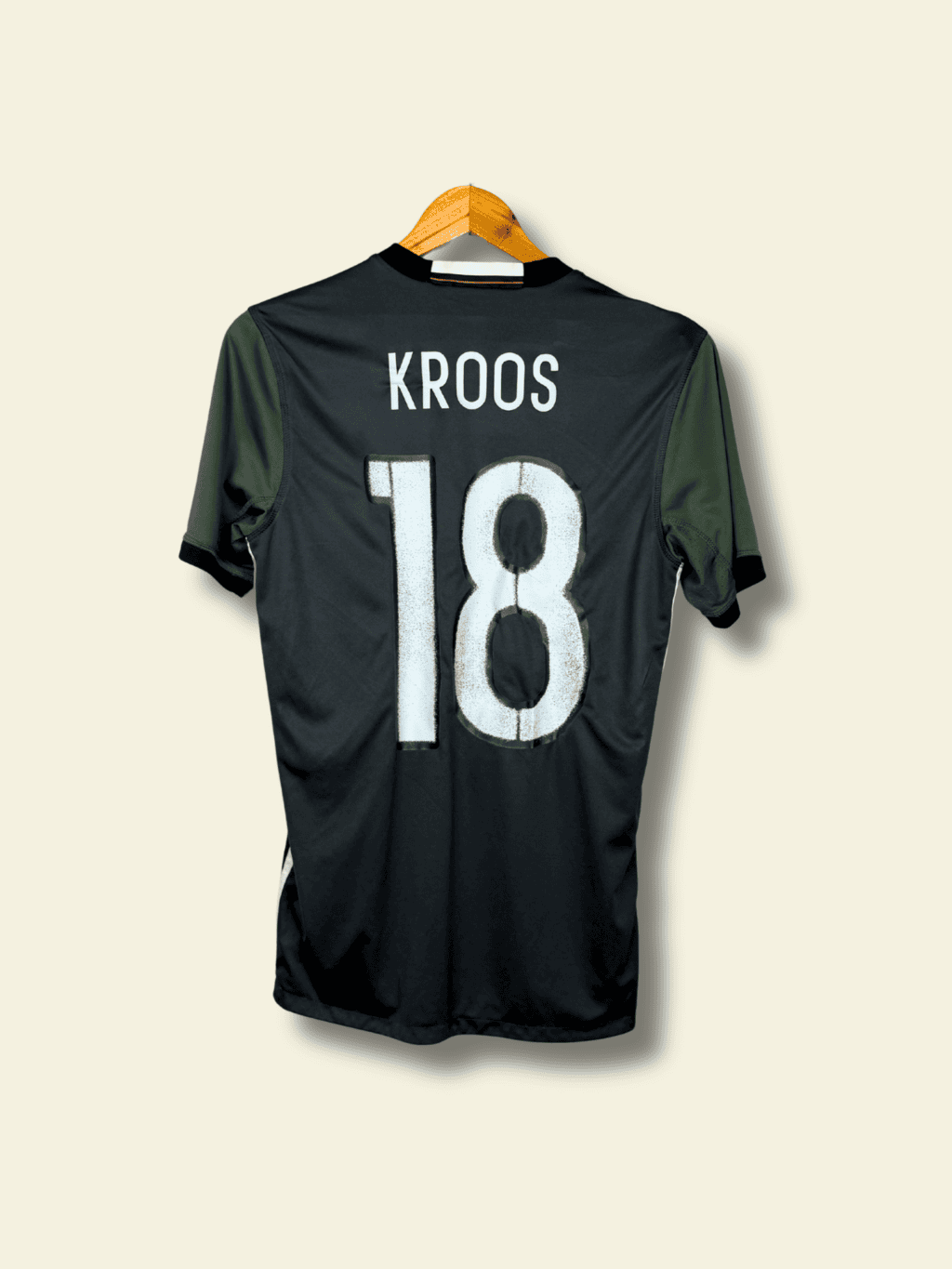 2016 Germany Away - Toni Kroos #18 Small - Image 2